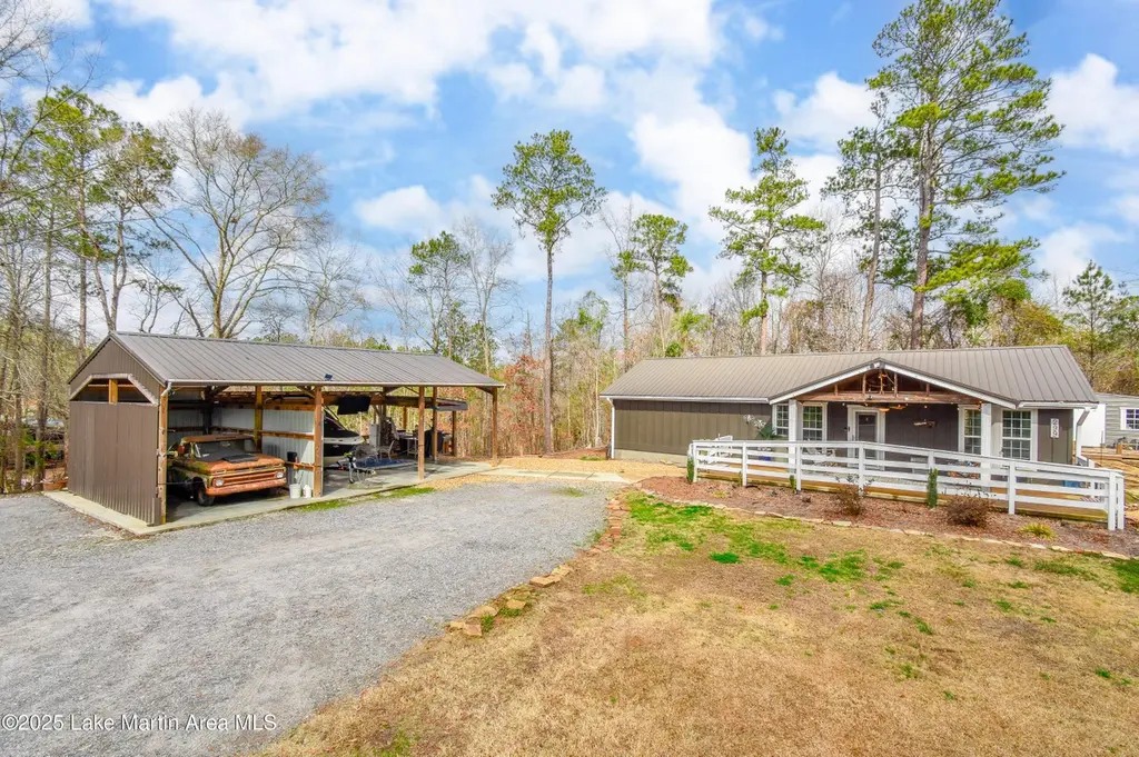 299 Andrews Mill Rd