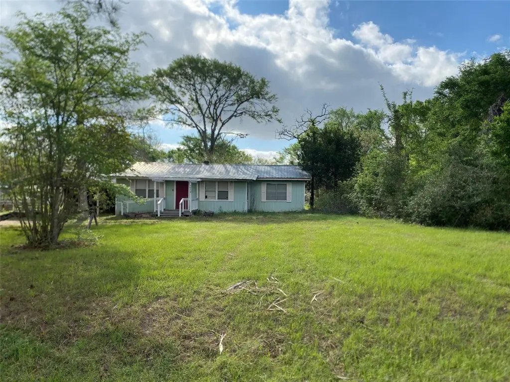 214 Houston Ave