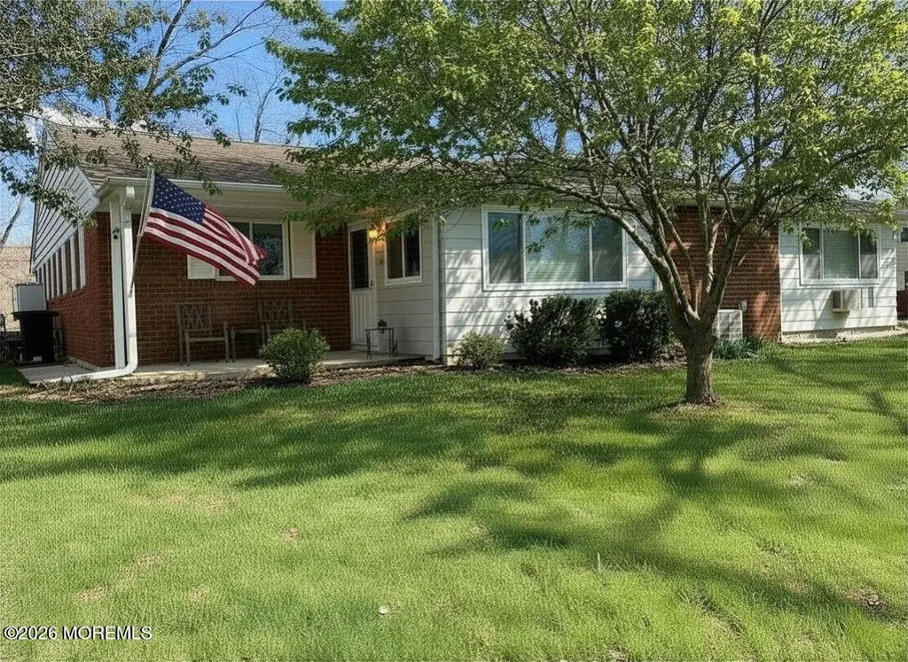 16 B Dove St