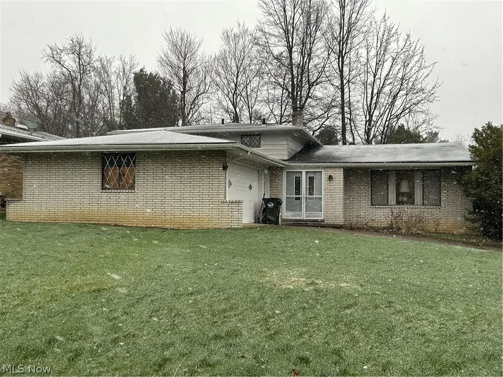 7809 York Rd