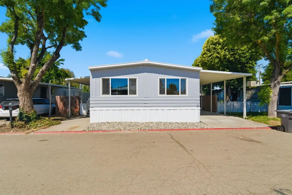5100 N Hwy 99 #24