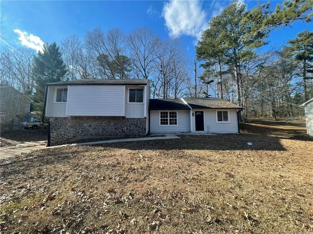 3417 Hollow Tree Dr