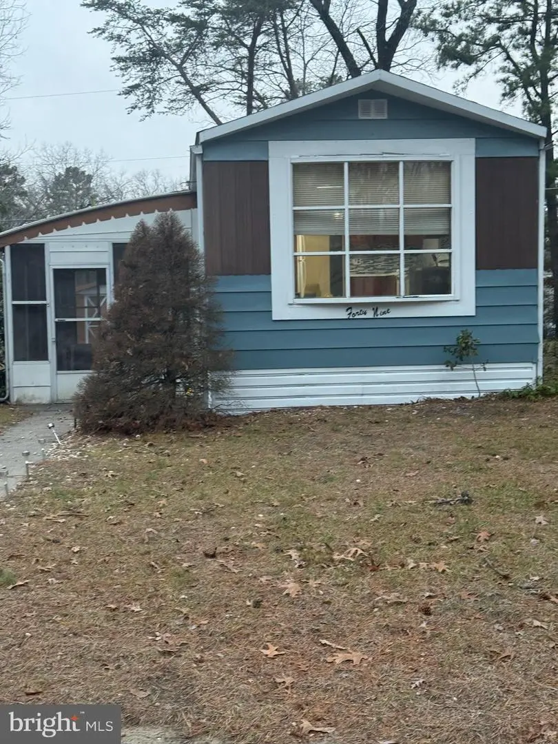 49 Magnolia Ln
