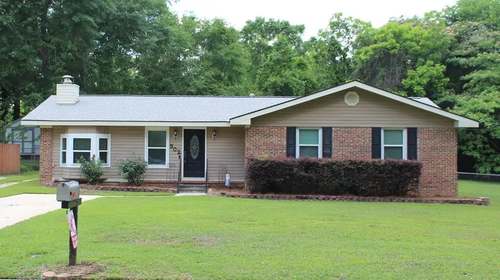 502 Pinecrest Dr