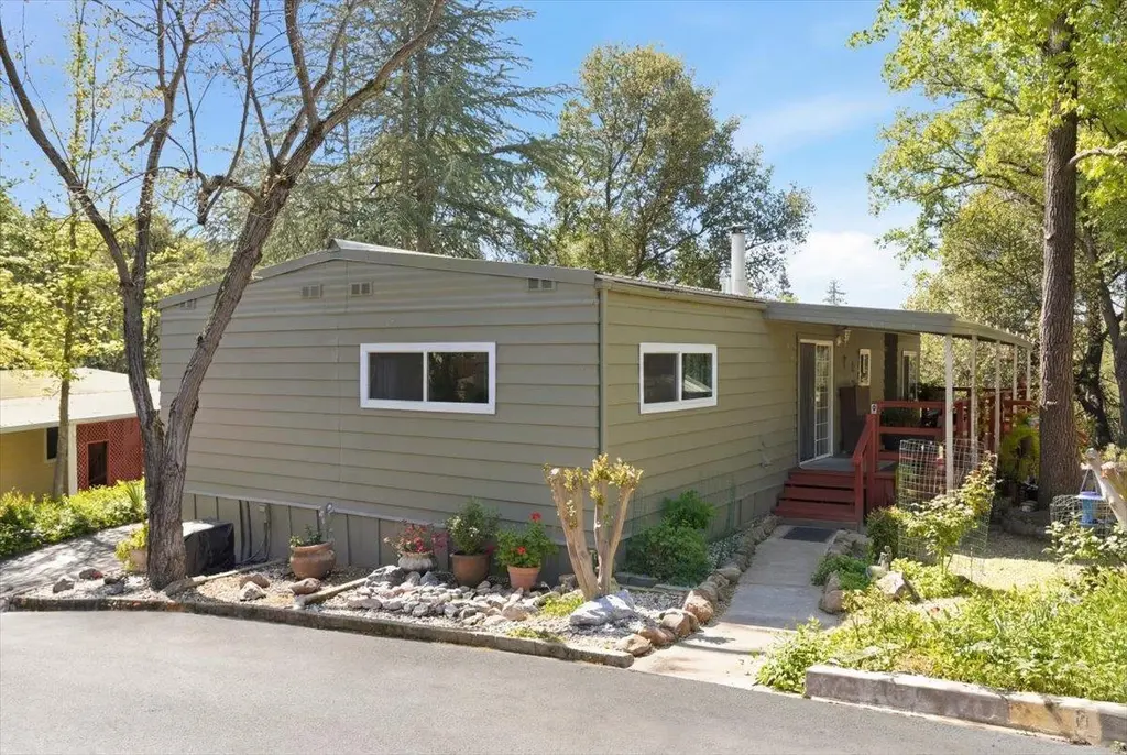 2822 Hidden Springs Cir