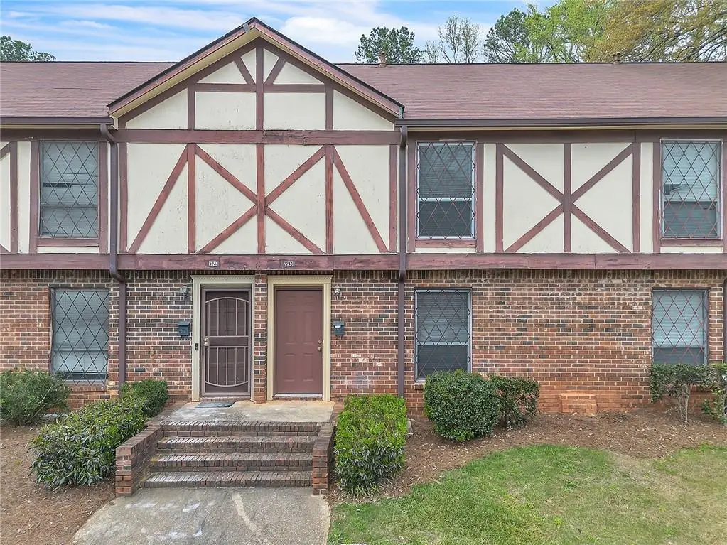 3236 Abbeywood Dr
