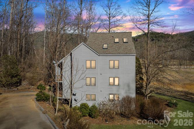299 Blue Ridge Dr S #3
