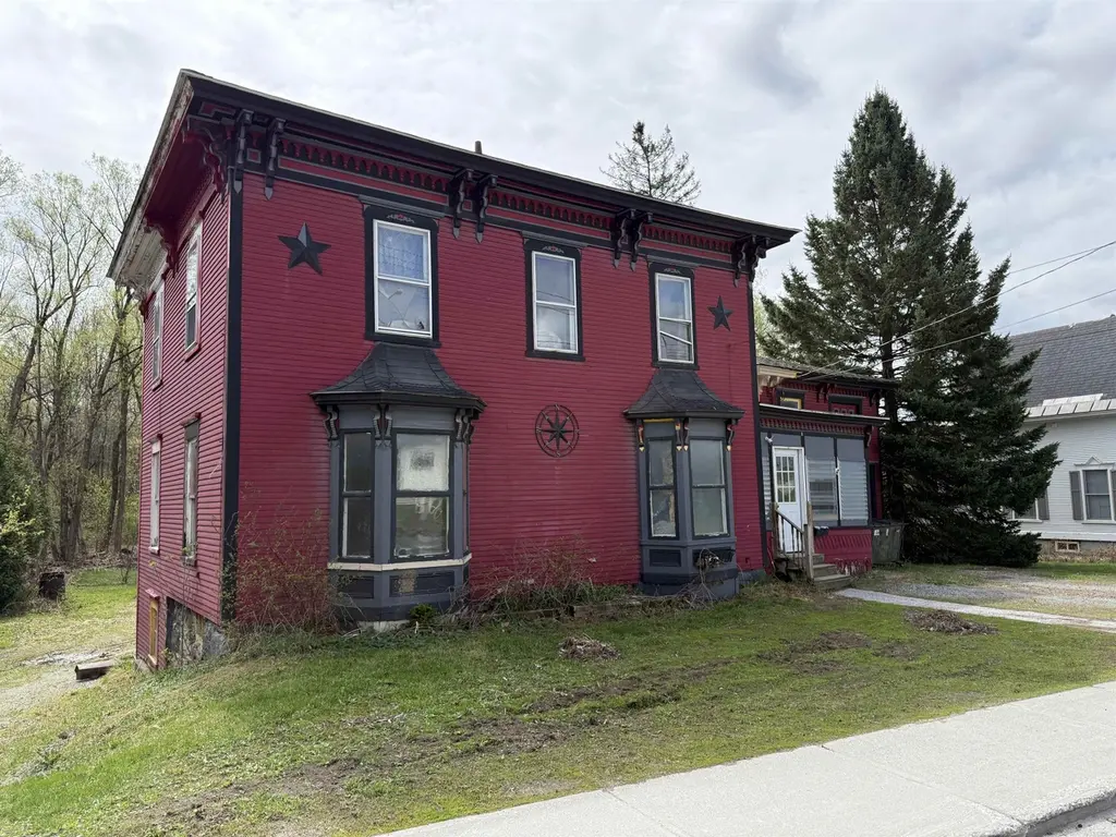 48 Province St