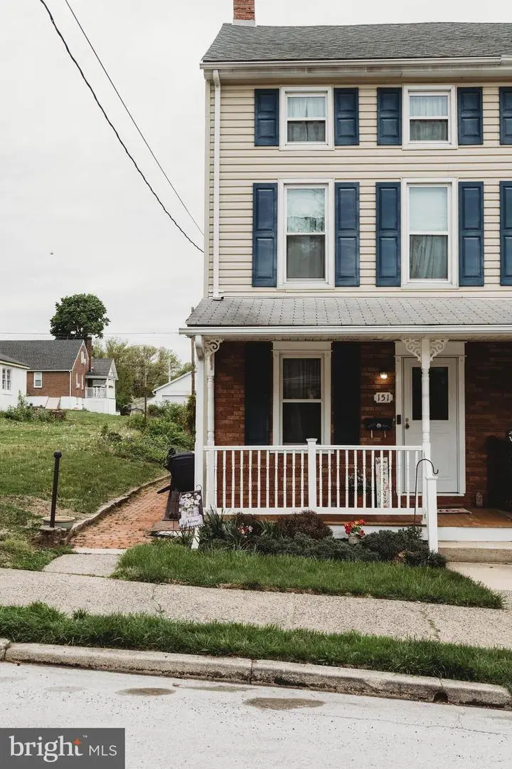 151 Walnut St