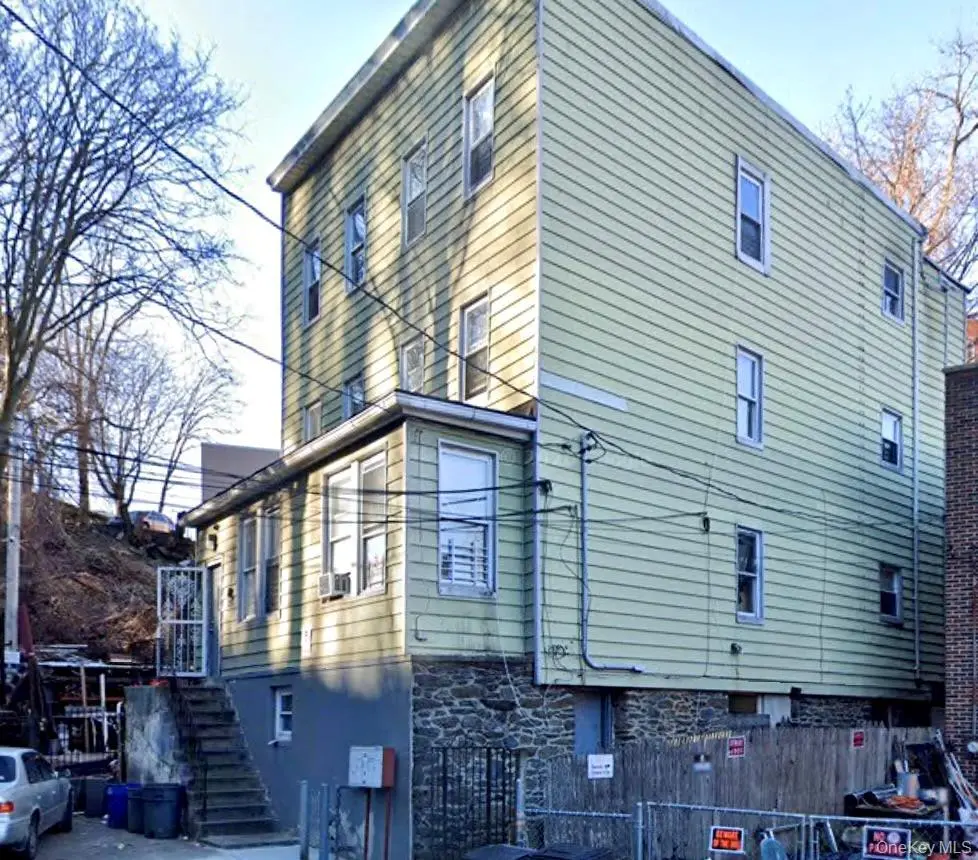 237 Willow St