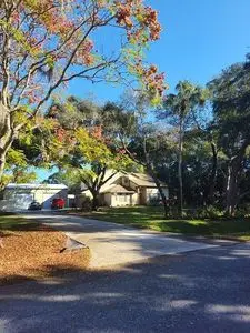 15 Captains Cove Rd