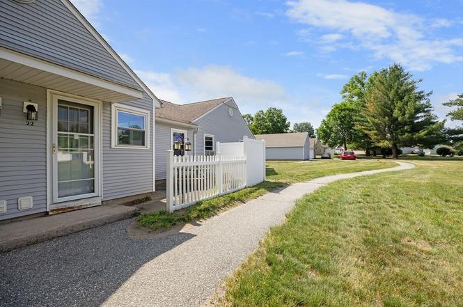 22 Fredette St #22