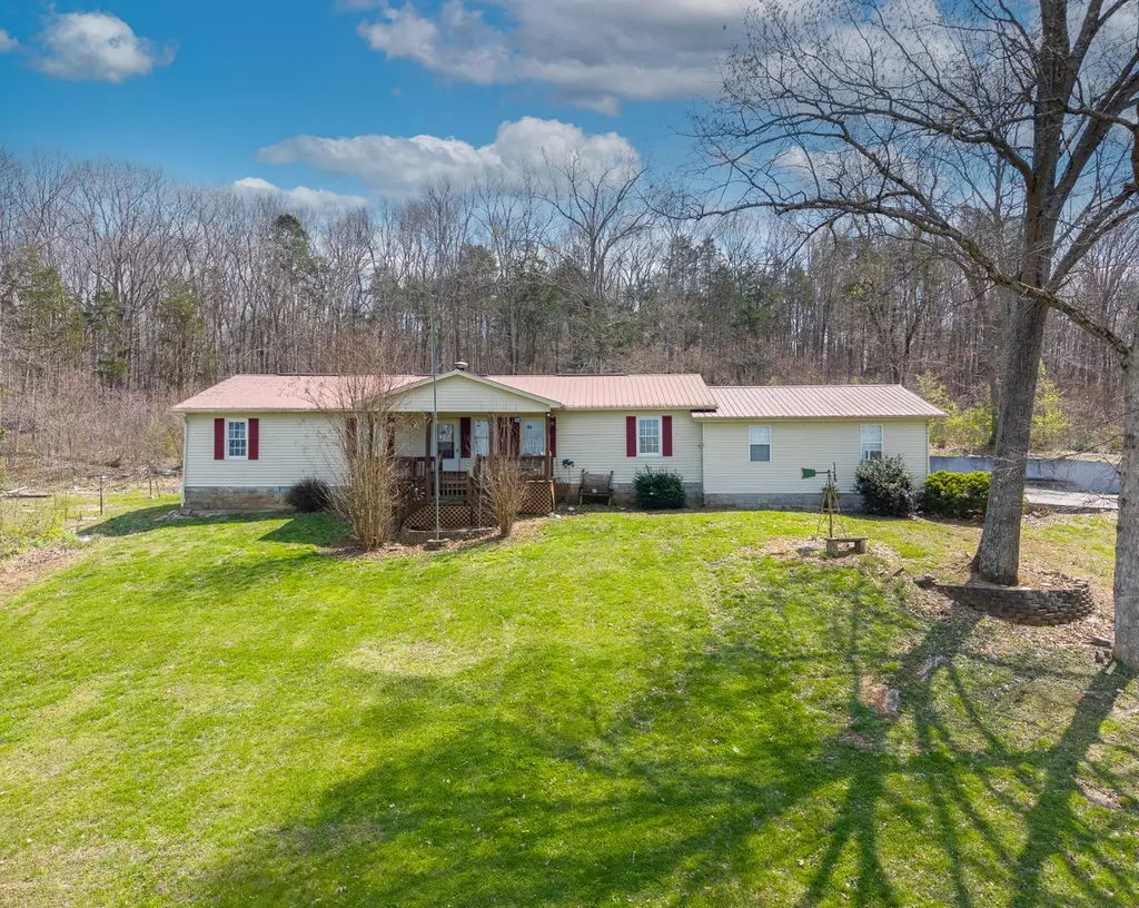 545 Lewis Bray Rd