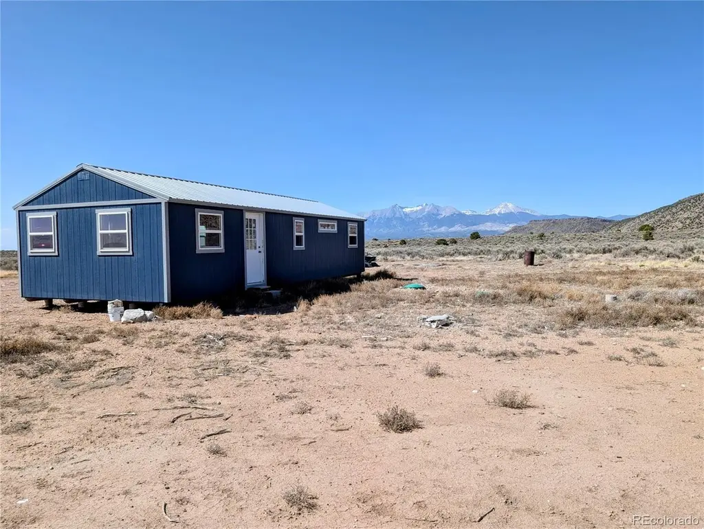 10 Acres Aardvark Rd