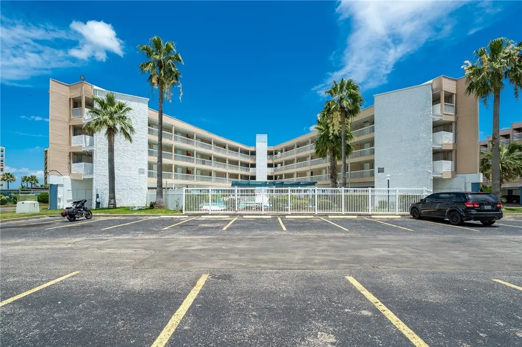 3938 Surfside Blvd #3111