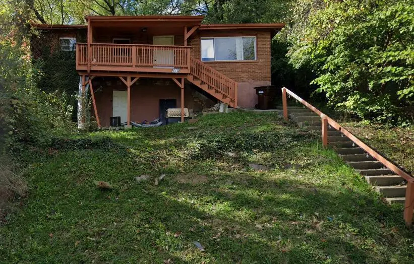 619 Edgecliff Rd