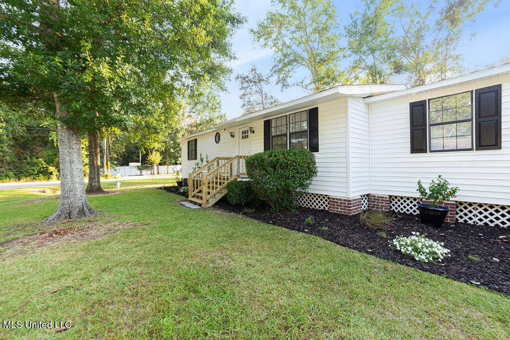 10828 Haena Ct