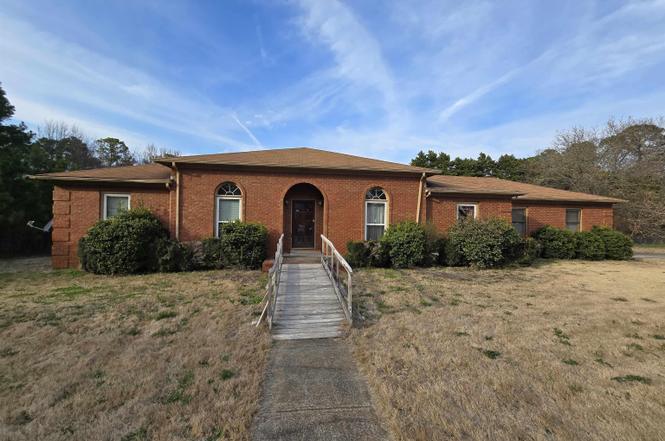 201 Arrowfeather Dr