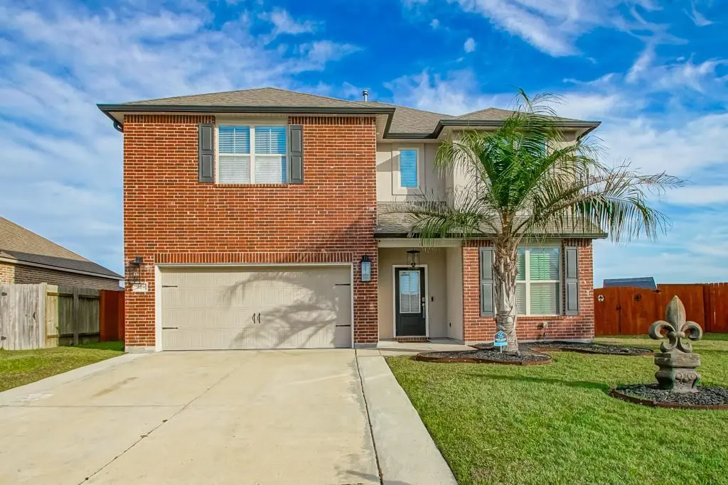 229 W Lake Ct