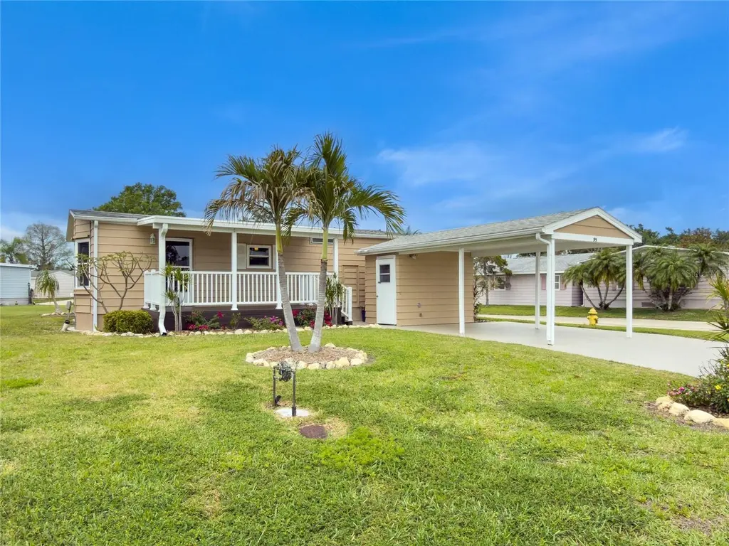 95 Wood Owl Ave