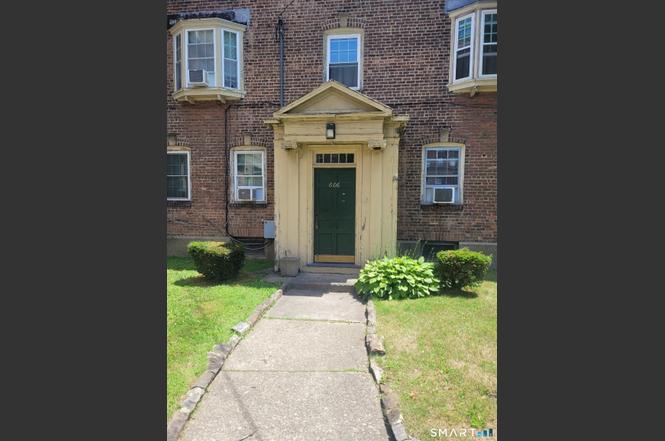 606 Wilmot Ave #4