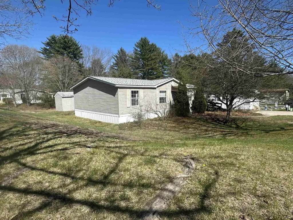 2 Sagamore Ln