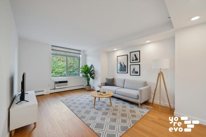 130 Bradhurst Ave #702