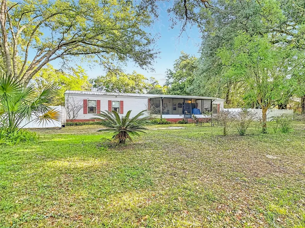 821 Irene Dr