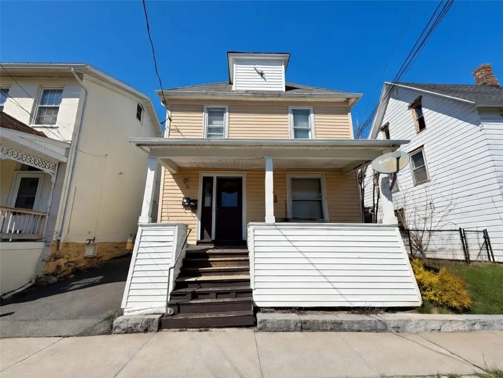 10 Lafayette Ave