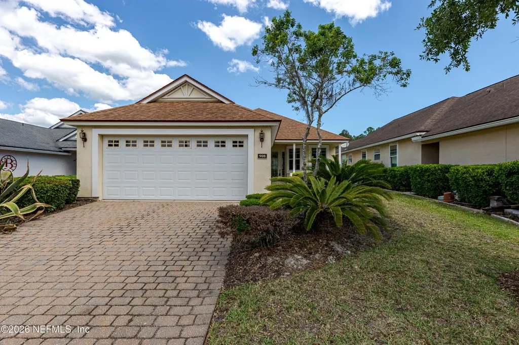 908 Hazeltine Ct