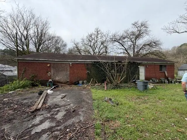 7405 Harper Rd