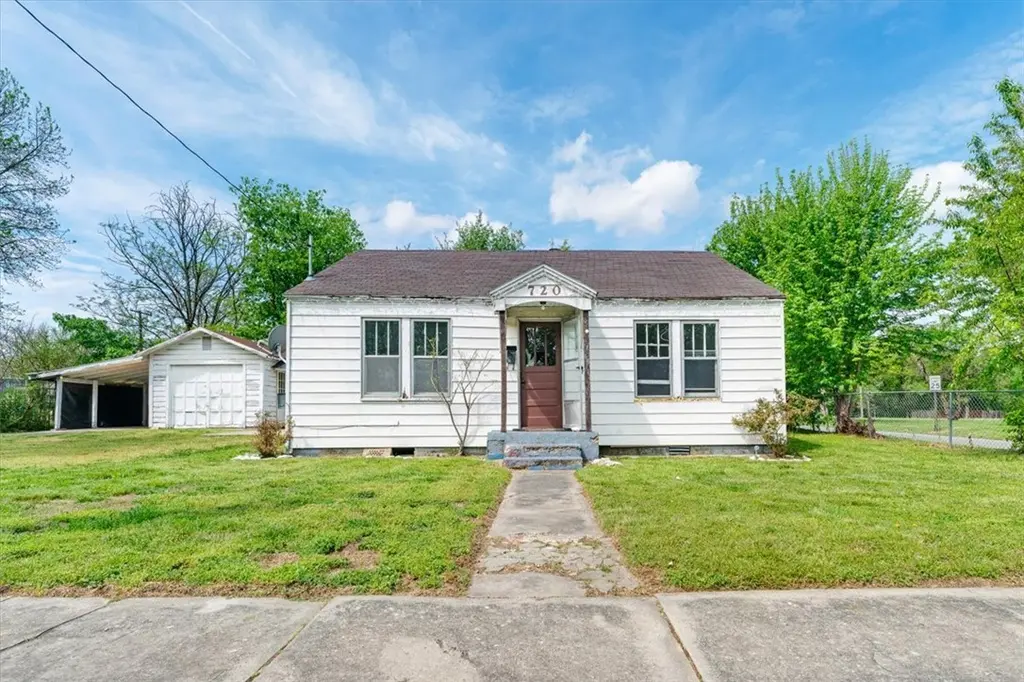 720 Kansas St