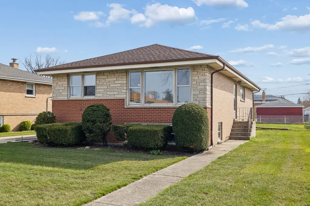 7737 Odell Ave