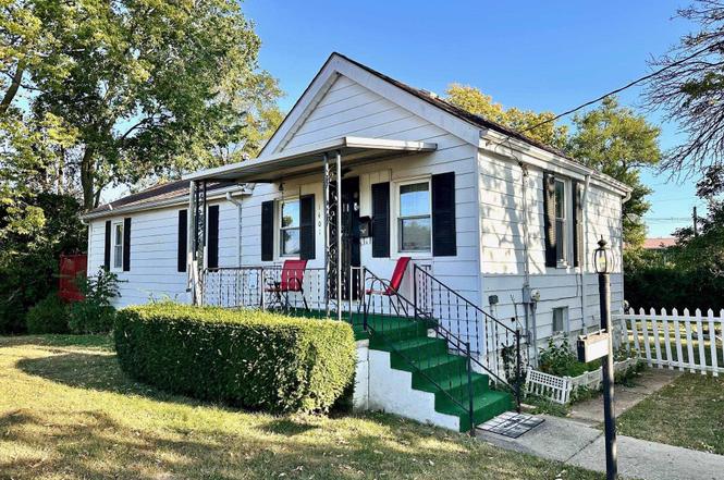 1401 Hoagland Blvd