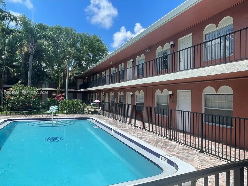 1405 Miami Rd #23