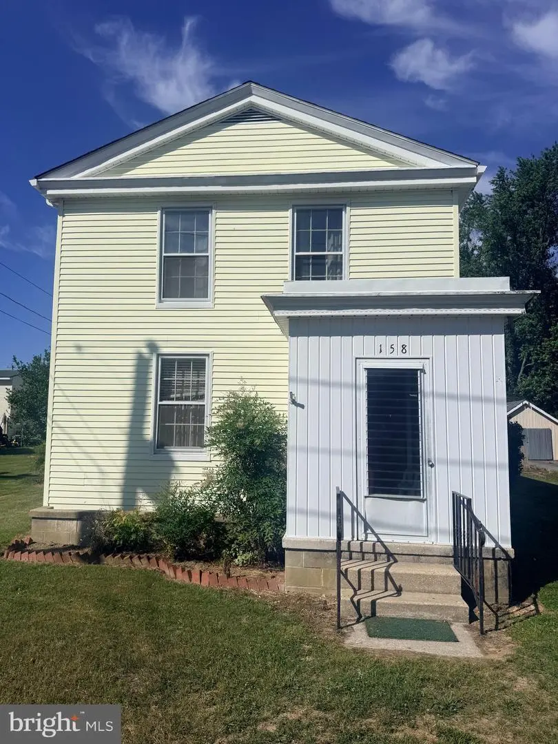 158 Wright St