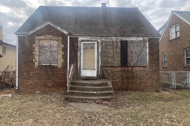 503 Webb St