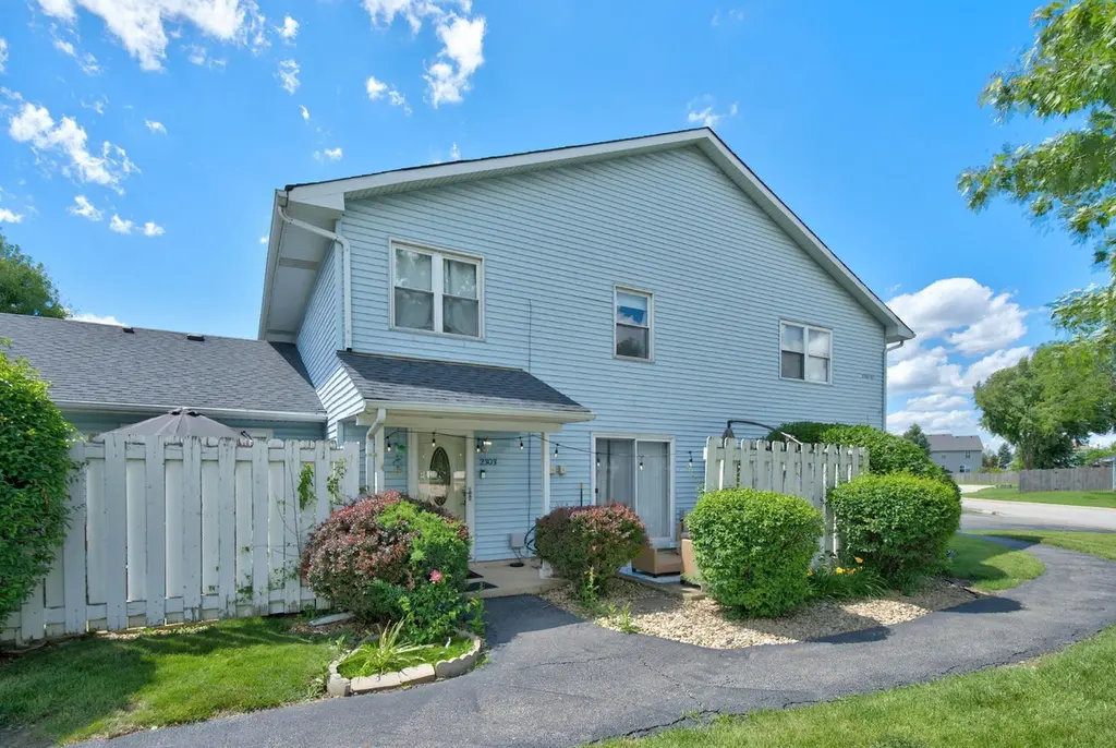 2303 Aster Dr #2303
