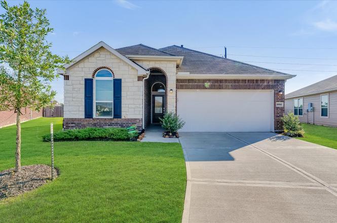 2003 Domeniko Dr