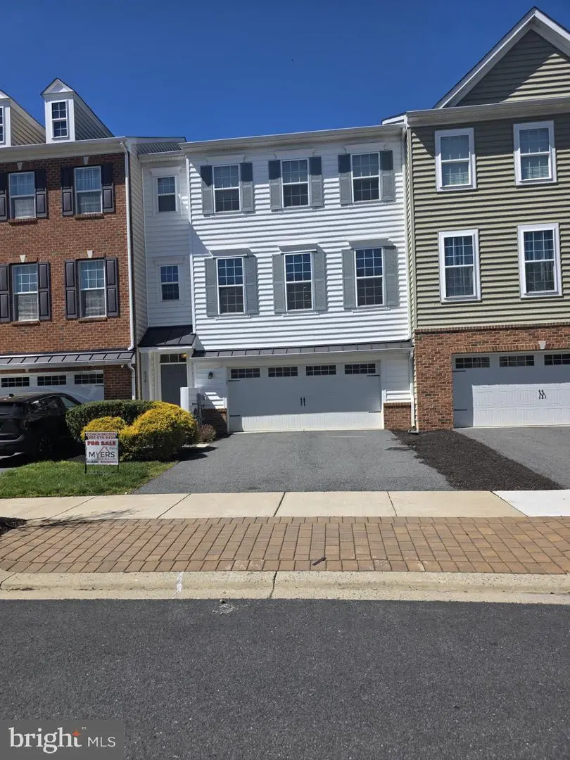 636 Rigel Way