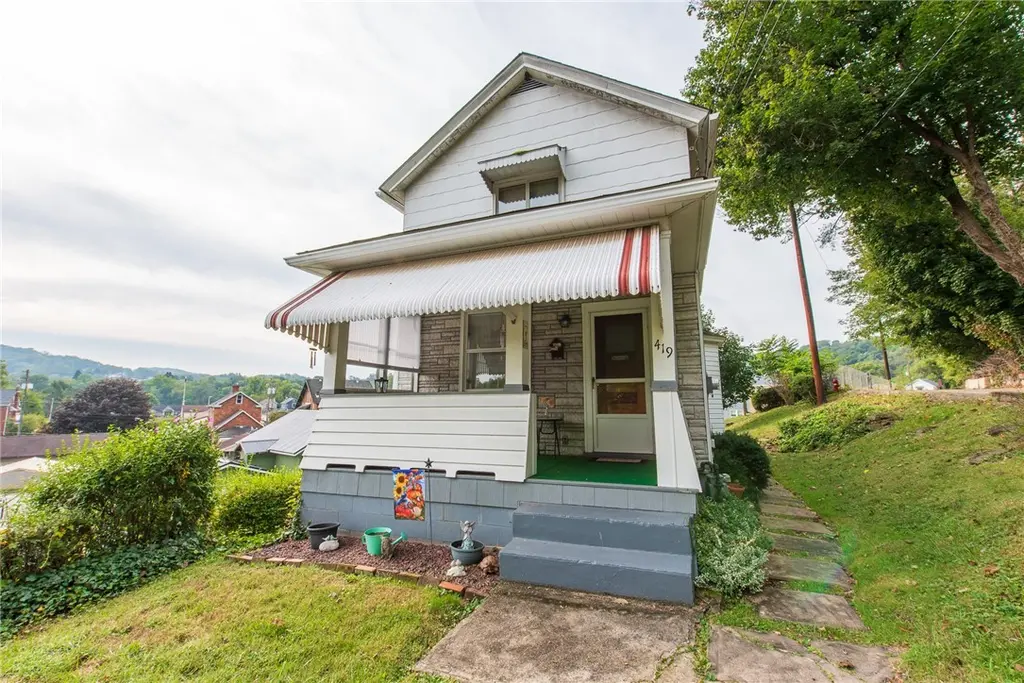 419 Vandergrift Ln