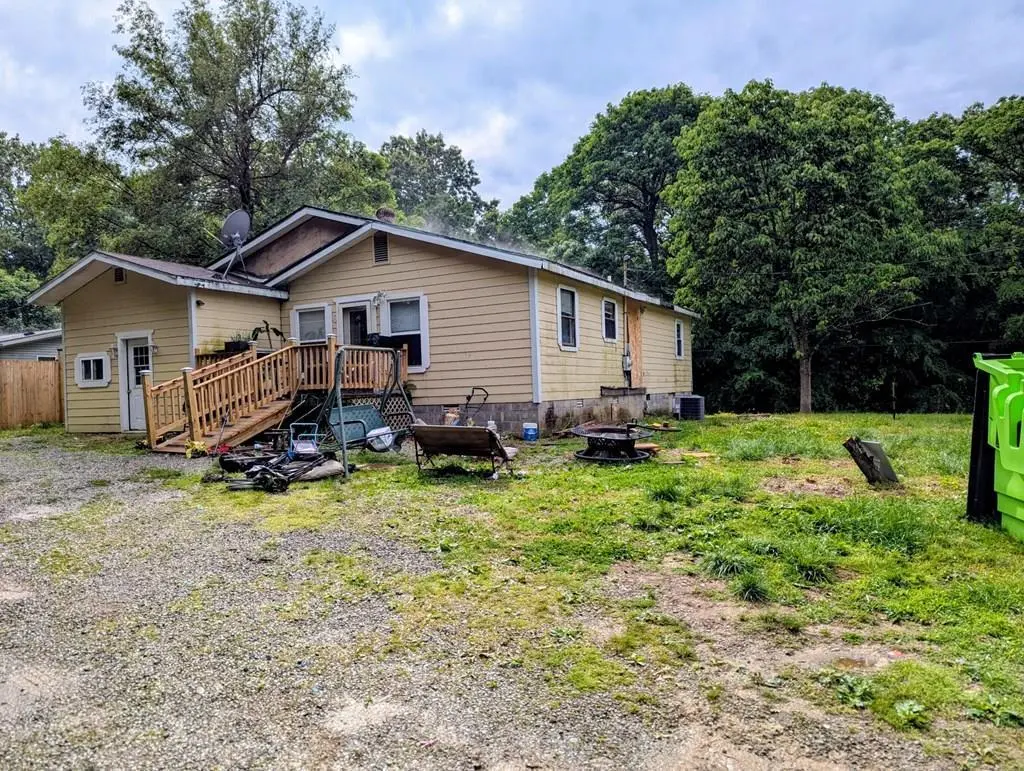 255/275 Lee Johnson Ln