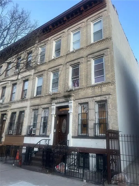 4311 4th Ave