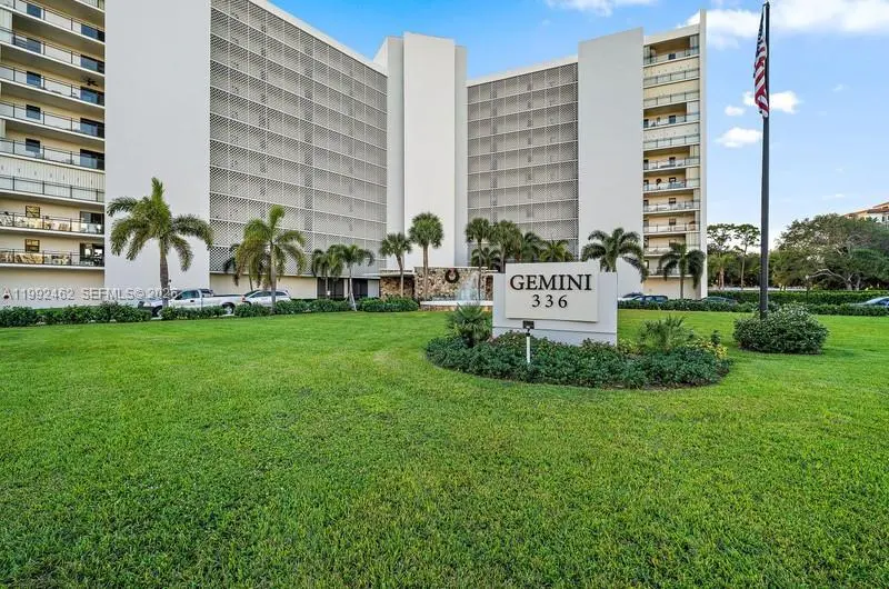 336 Golfview Rd #311