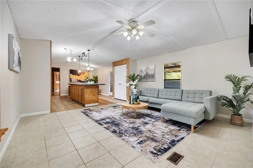 529 Shorty Hill Rd
