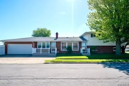 56 Barlow Ave