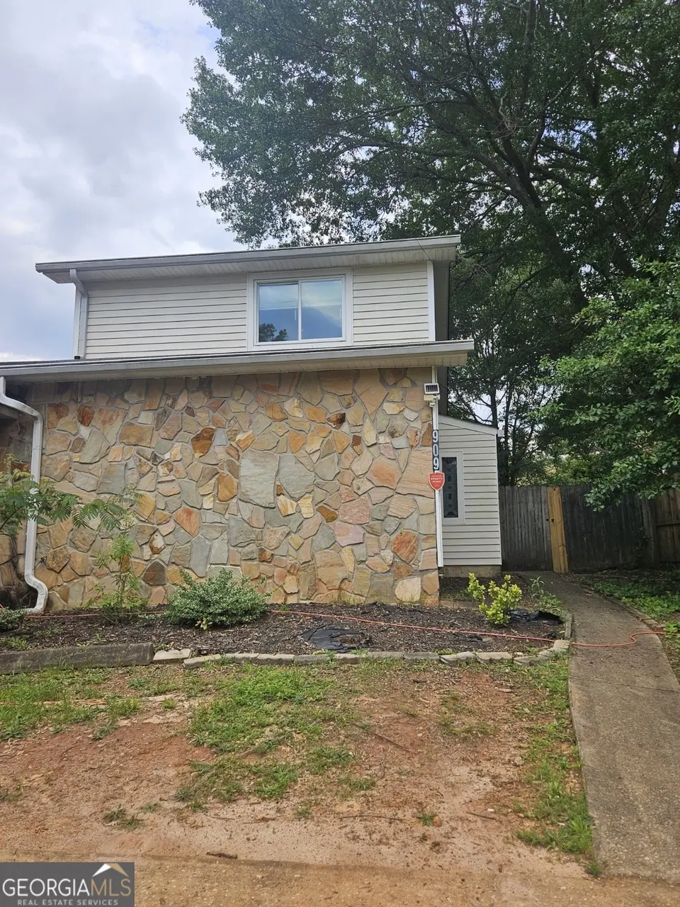 909 Ohara Dr