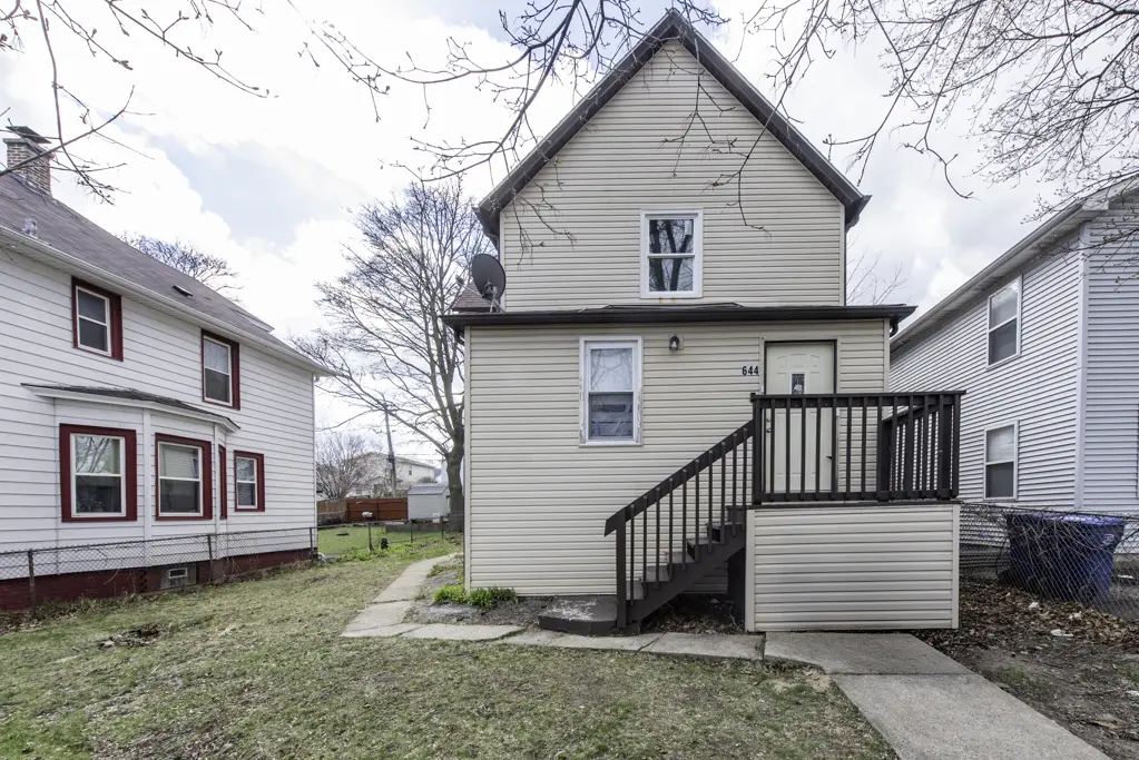 644 Lenox Ave
