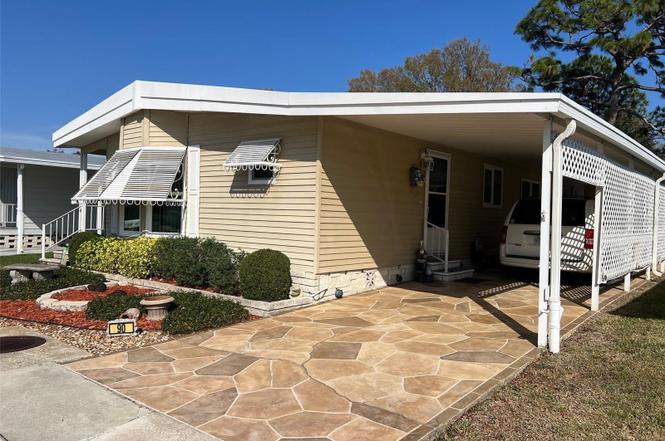 1001 Starkey Rd #90