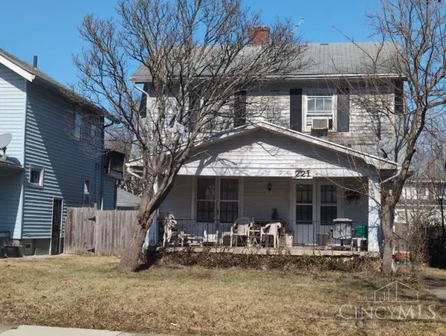 221 W Norman Ave